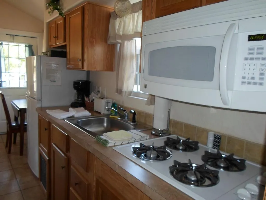 Prázdninový areál Las Vegas Camping Resort Cabin 4